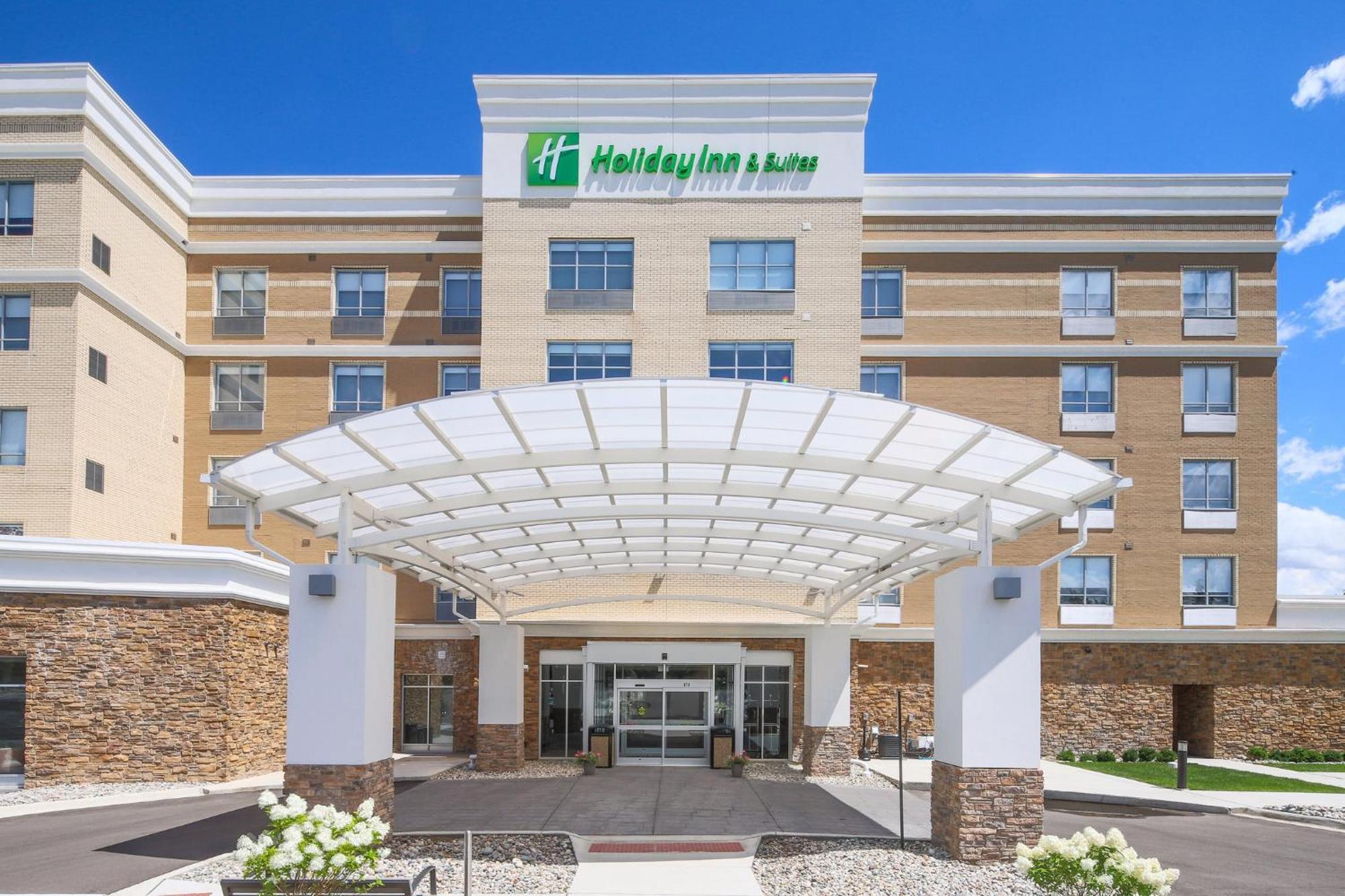 Holiday Inn & Suites Detroit - Troy By Ihg Exterior photo