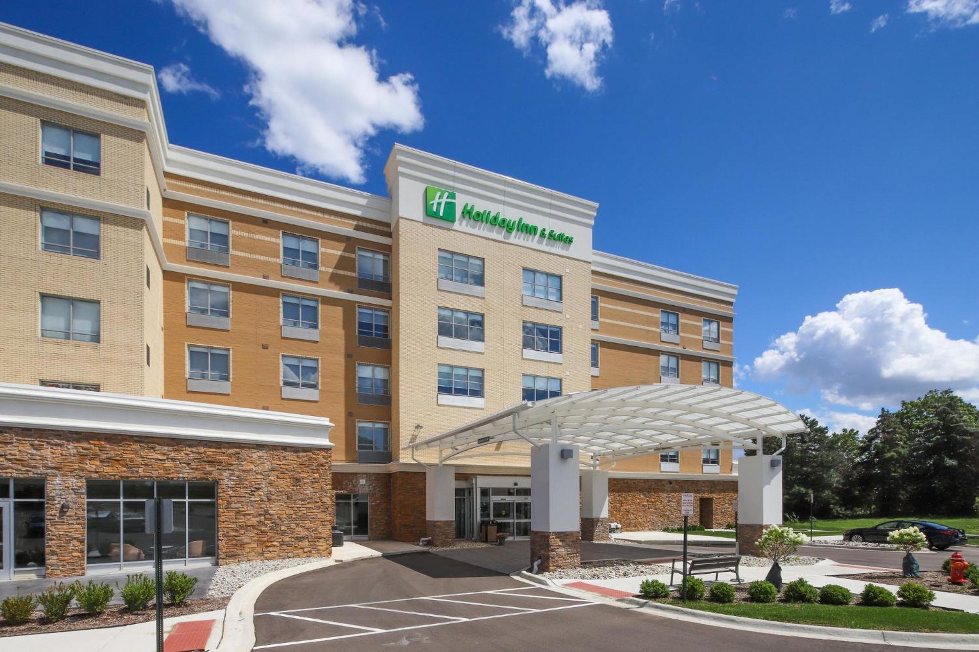 Holiday Inn & Suites Detroit - Troy By Ihg Exterior photo